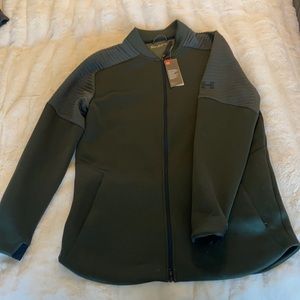 BRAND NEW - Under Armour, Army Green, fitted vip up